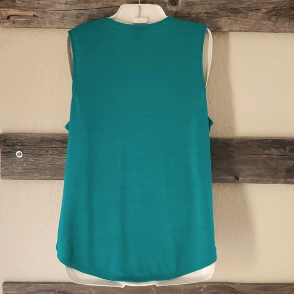 Universal Thread Sleevless V-neck Wrap Top Grn - Picture 2 of 7